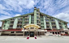 Hotel Montana Palace